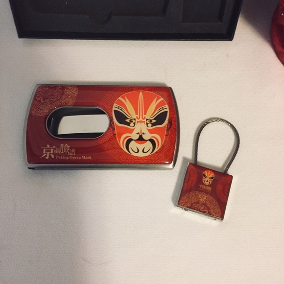 Holi Life Peking Opera Mask Card Holder & Key Ring - Picture 5 of 10